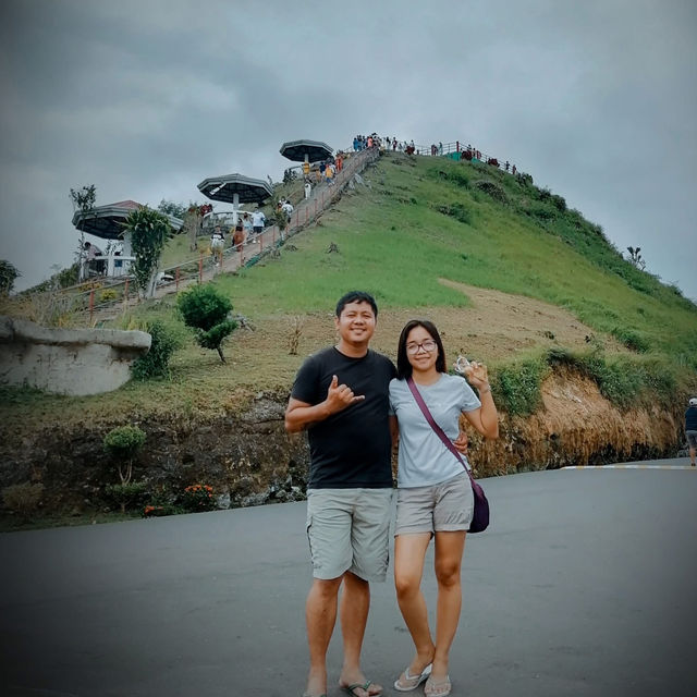 CHOCOLATE HILLS IN BOHOL, PHILIPPINES 