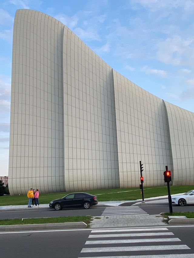 Heydar Aliyev Center:Wave of Inspiration
