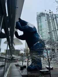 An iconic Blue Bear in Denver!