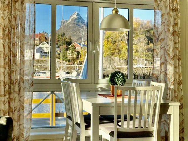 在Svolvær住的羅弗敦漁敏公寓機能好景又美