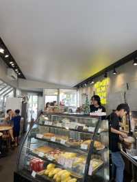 Monkey Three Coffee Space 🍌🐵