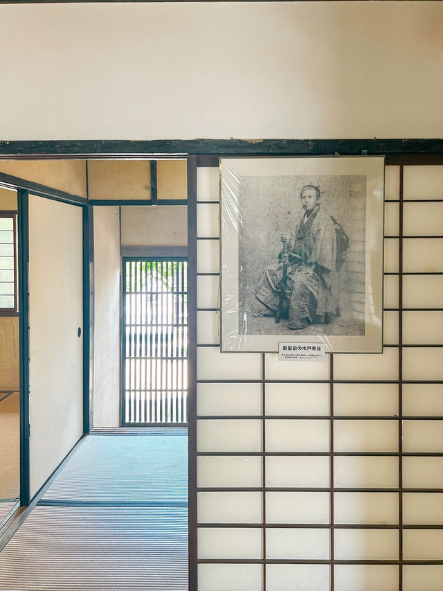 歴史ファン必見！江戸時代の風情を残す白壁の町
