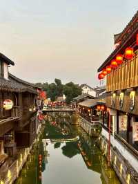 First Floor Teahouse: A Historic Riverside Teahouse