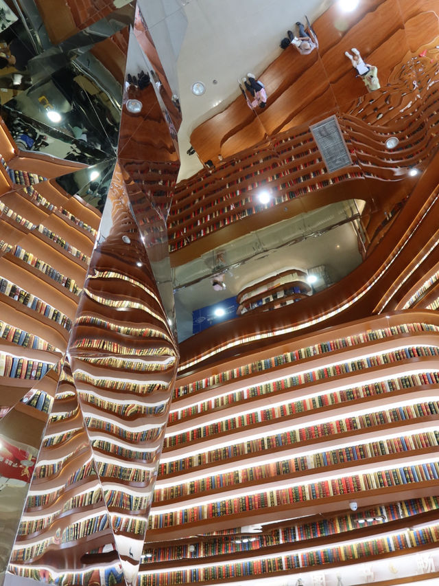 Bookworm's Heaven! 
