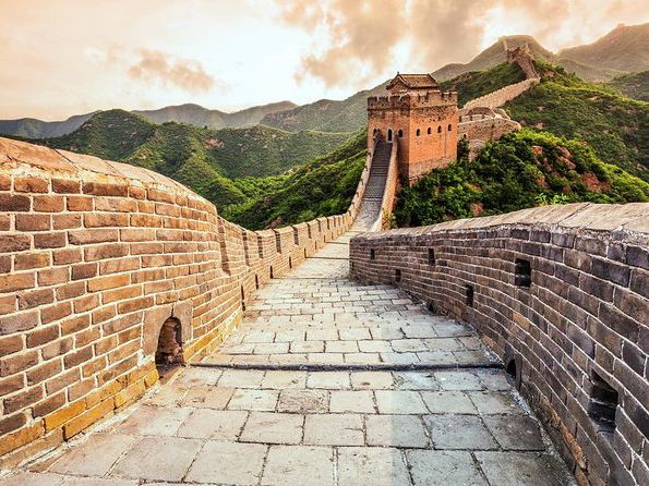 "The Great Wall of China: A Marvel of History and Nature"