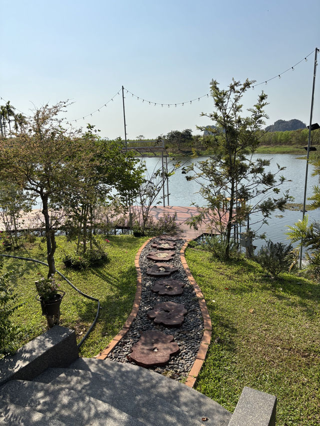 คาเฟ่ลับ The Black Lagoon Cafe @บ่อทอง ชลบุรี