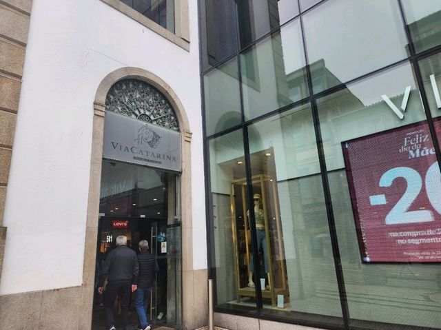 [🇵🇹ポルト] ポルトの歴史ある伝統市場、ボリャン市場で地元の活気を感じる