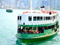 Explore the Highlights of Victoria Harbour, Hong Kong