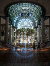 Brookfield Place – 高級感あふれるショッピングモール