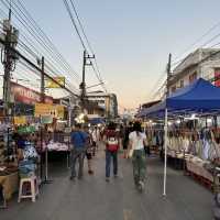 【チェンマイ】🇹🇭 ウアラーイ歩行者天国