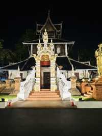 Important temple in Chiangmai at night