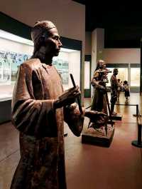 The Guangdong Museum, a perfect destination to explore Cantonese art, culture and history. 