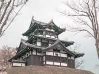 在高田城址公園賞櫻