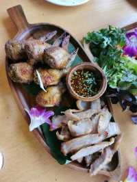 At Home ร้านคาเฟ่น่ารัก บรรยากาศอบอุ่น