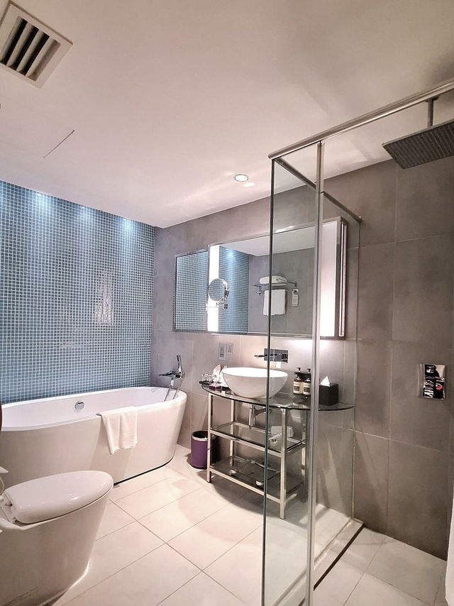 “Wyndham Grand Bangsar Kuala Lumpur — Modern Luxury Amid Bangsar’s Urban Pulse”