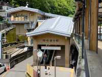 【お土産と温泉の宝庫】箱根湯本温泉街♨️🛍️