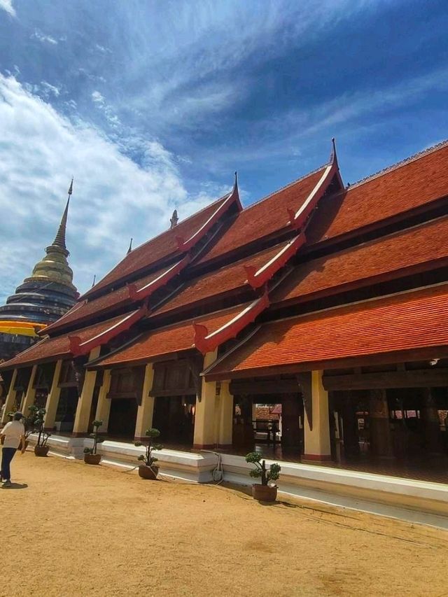 สักการะพระธาตุประจำปีเกิด ปีฉลู