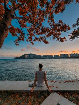 Beachfront Bliss: Your Spring Escape in Sanya ✨️