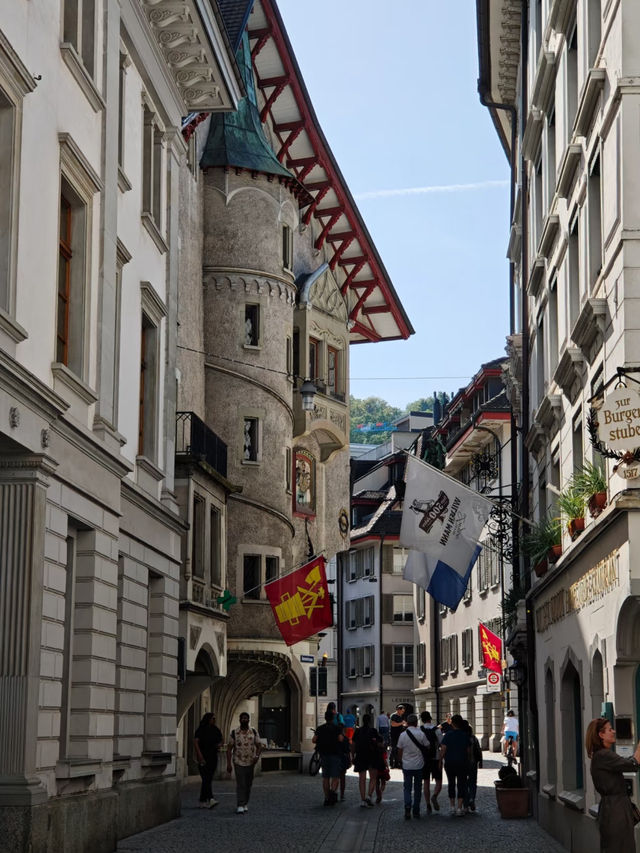 Lucerne Half-Day Tour with Hidden Gems and Travel Tips 🇨🇭