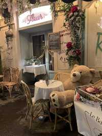 A Night Walk in Paris – Lights, Silence & a Touch of Magic