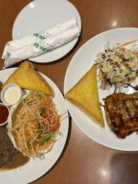 อร่อยกับ Eat Am Are 