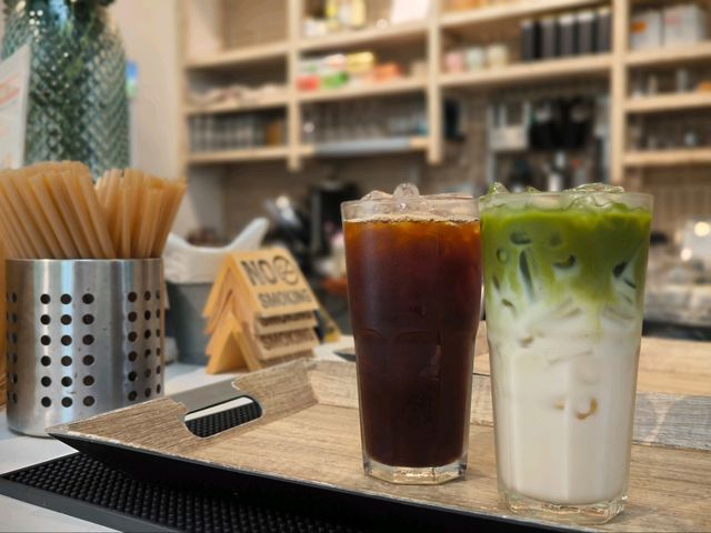 The Playyard Eatery ภูเก็ต