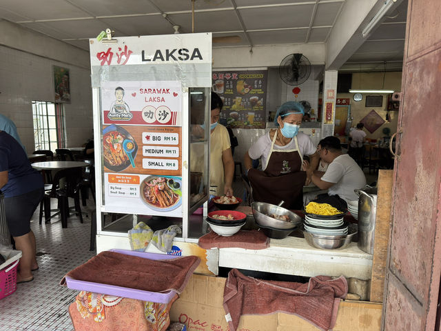 Choon Hui Cafe: A Delicious Blast from Kuching's Past Choon Hui Cafe: A Delicious Blast from Kuching's Past