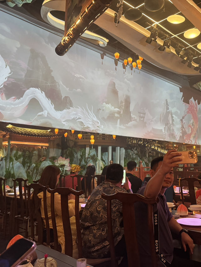 This Shanghai Chinese banquet dinner with a show is WORTH EVERY PENNY