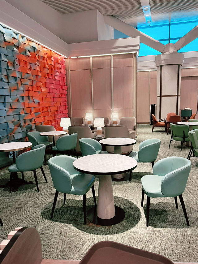 Relaxing in Style: Plaza Premium Lounge at KLIA Before My Medan Trip