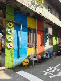 Coastal Charm via Ride Sharing: A Day at Zhengbin Port