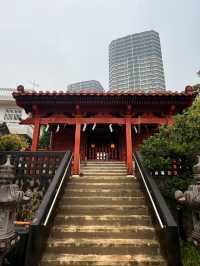 沖繩｜在幼稚園旁有蛇出沒的安里八幡宮 是糖糕丘古戰場