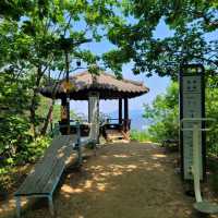 Cozy Trails & Calm Views