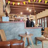  “บ้านกาแฟ ณ ละงู” (Na Lagu Coffeehome) –