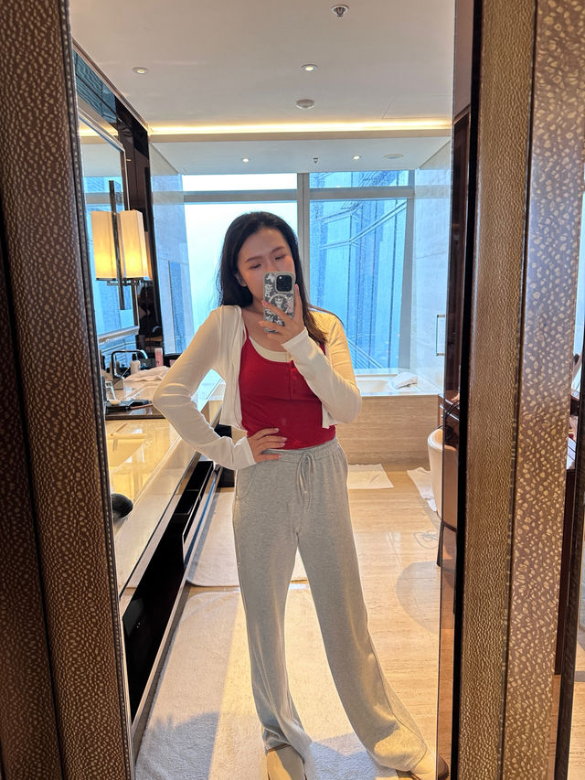 香港麗思卡爾頓酒店🏨112樓