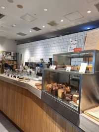 VERVE COFFEE ROASTERS NEWoMan Shinjuku, California Cool Meets Tokyo Precision 