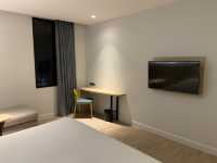 🏨 ibis Styles Bangkok Ratchada – Perfect Solo Stay in the City