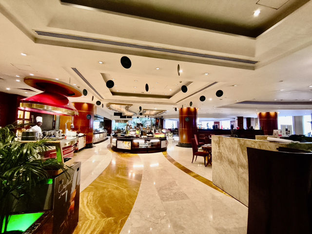  孟加拉｜達卡威斯丁五星飯店早餐竟要1175元台幣？當地人吃不起的奢華真相 走進The Westin飯店大廳，我終於理解什麼叫貧富差距                               