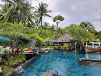 “Four Seasons Langkawi: Secluded Luxury Villas Amidst Tanjung Rhu’s Tropical Splendor”