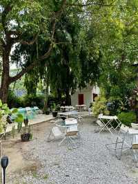 A Cafe That Doubles as an Art Installation