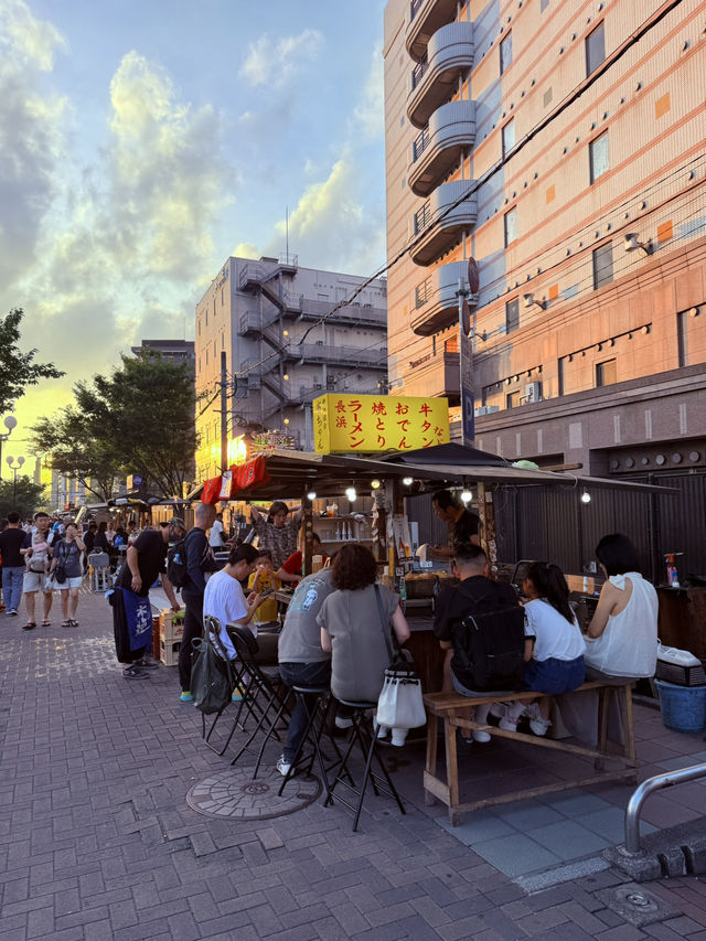 體驗道地美食就在中洲屋台街