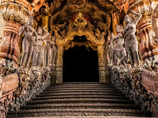 ปราสาทสัจธรรม