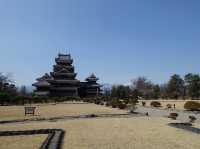 🏯 Matsumoto-jō Castle – Majestic, Peaceful, and Unforgettable