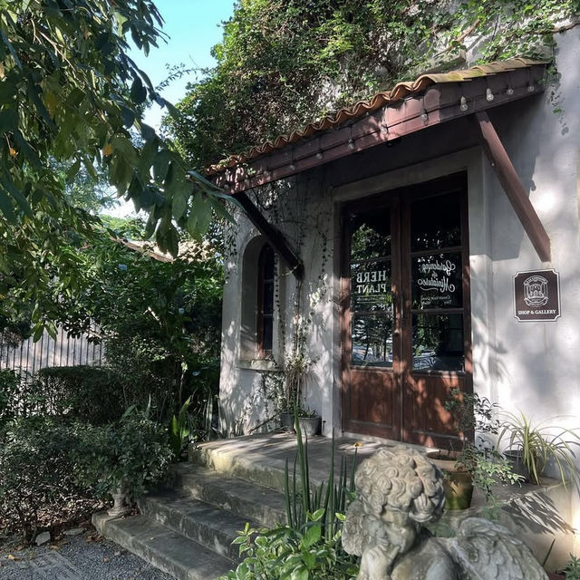  🥐 ELLE Café Pattaya
