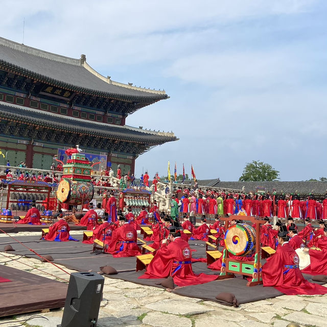 Summer in Seoul: Gyeongbokgung Palace