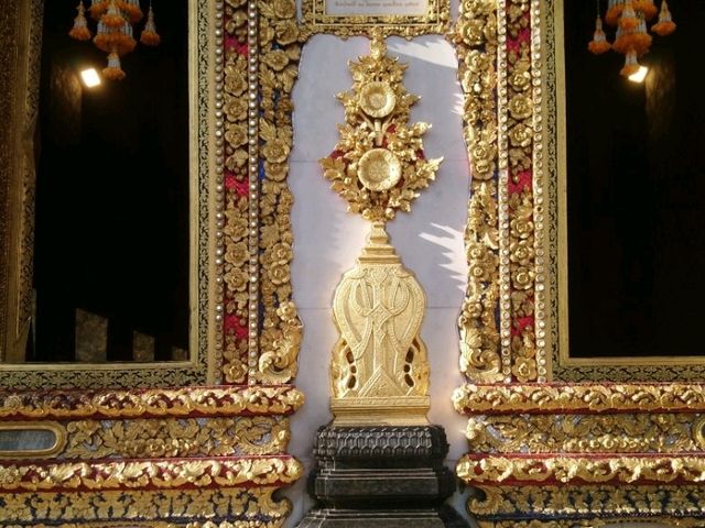 ไหว้พระ..วัดบวรนิเวศวิหสร
