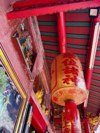 Shang Ti Temple: Historic Teochew Landmark on Carpenter Street