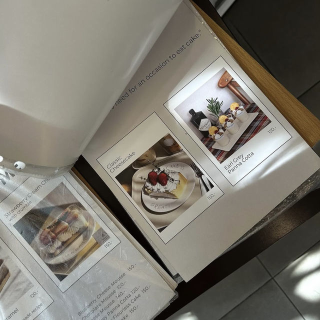 Mistletoe Flour Thyme – Pattaya