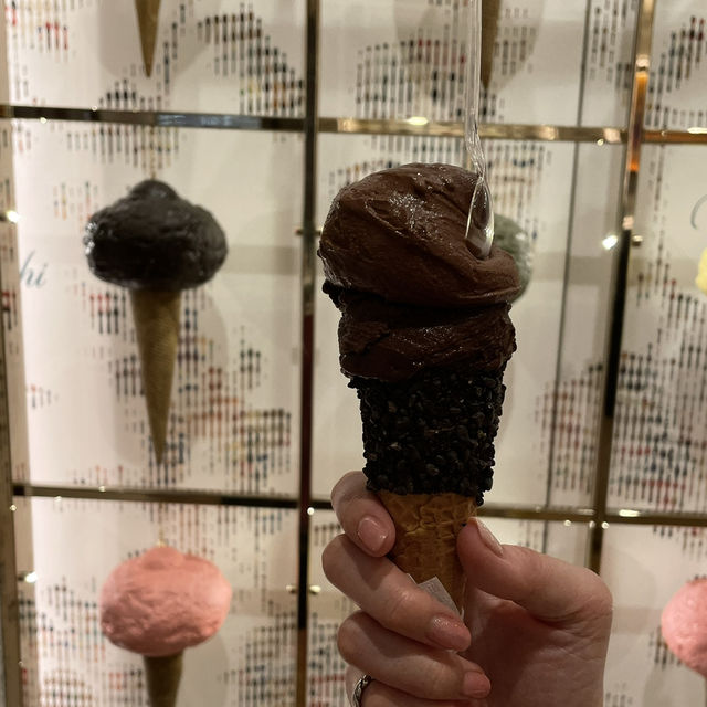 【埼玉/大宮🇯🇵】高級ジェラートが埼玉に🍨🍫Venchi