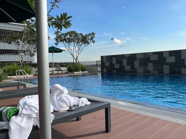 Smooth Stopover, Spacious Stay: My Time at Holiday Inn Sepang–Airport