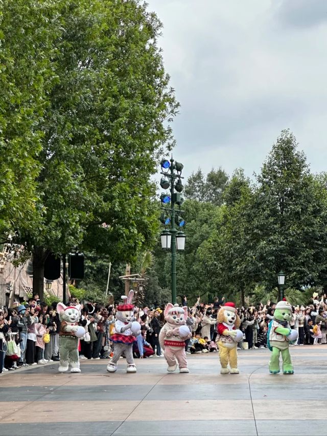 Disney Like Never Before: Inside Shanghai’s Boldest Theme Park